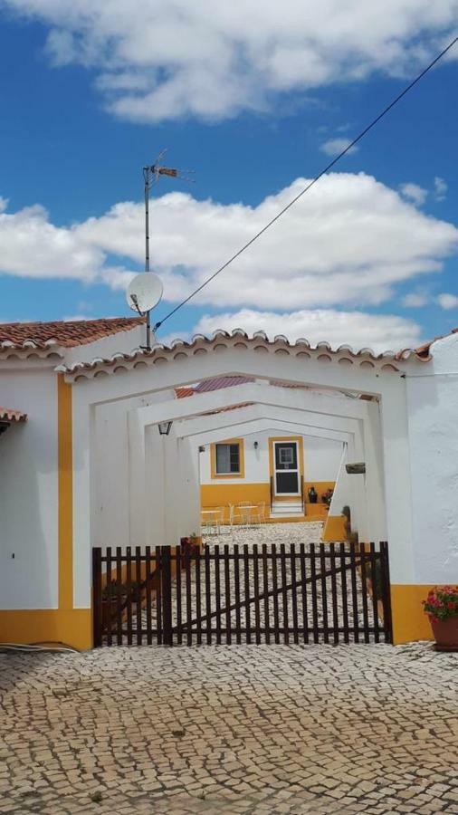 Agro-Turismo Do Roxo ξενώνας Ervidel Εξωτερικό φωτογραφία